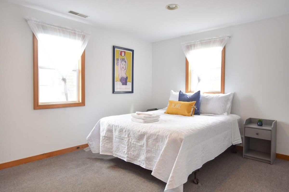 12216 - Beautiful Views Of Cape Cod Bay Access To Private Beach Easy Access To P-Town Truro Exterior foto