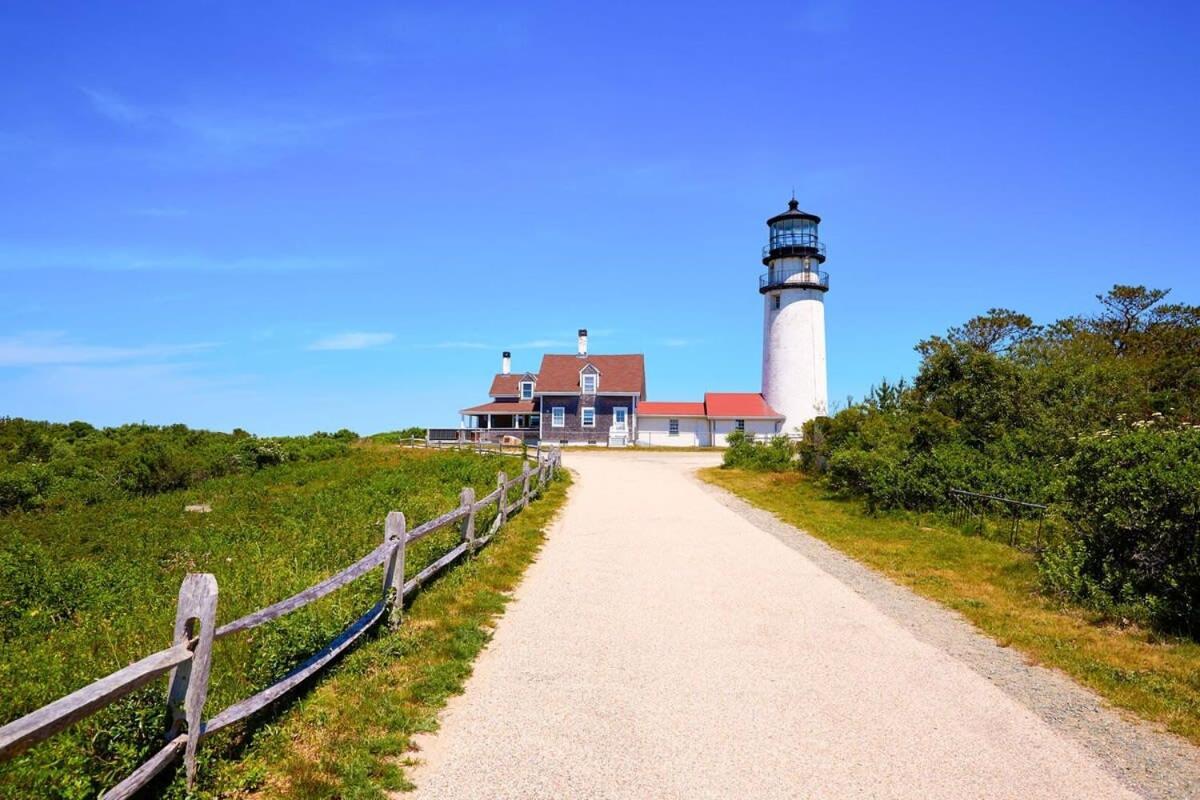 12216 - Beautiful Views Of Cape Cod Bay Access To Private Beach Easy Access To P-Town Truro Exterior foto